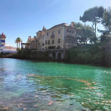 Casa De Habitación en casa particular Paço de Arcos